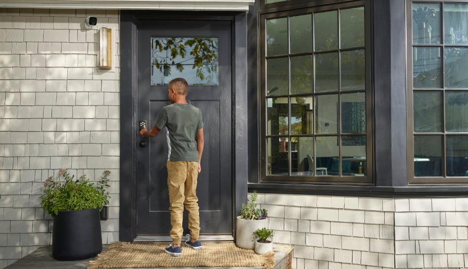 Vivint Smart Lock on home in Long Beach